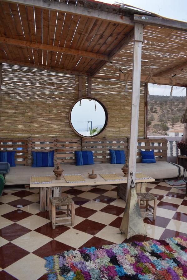 Sunny Wave Taghazout Surf & Yoga Hotel Buitenkant foto