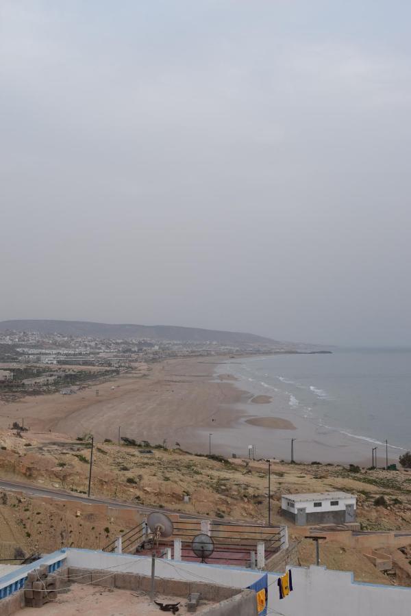 Sunny Wave Taghazout Surf & Yoga Hotel Buitenkant foto